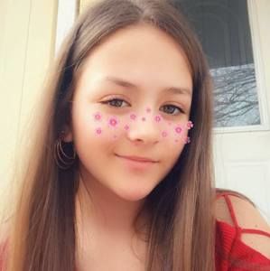 Meet your Posher, Naomie